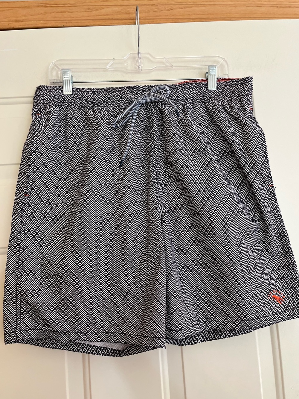 Ted Baker The world is your lobster black white print swim trunks.4(large 34-36)